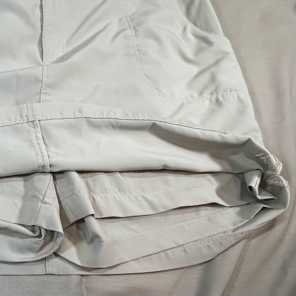 White Sierra Women’s Lightweight Quick Dry Apparel - Picture 3 of 5